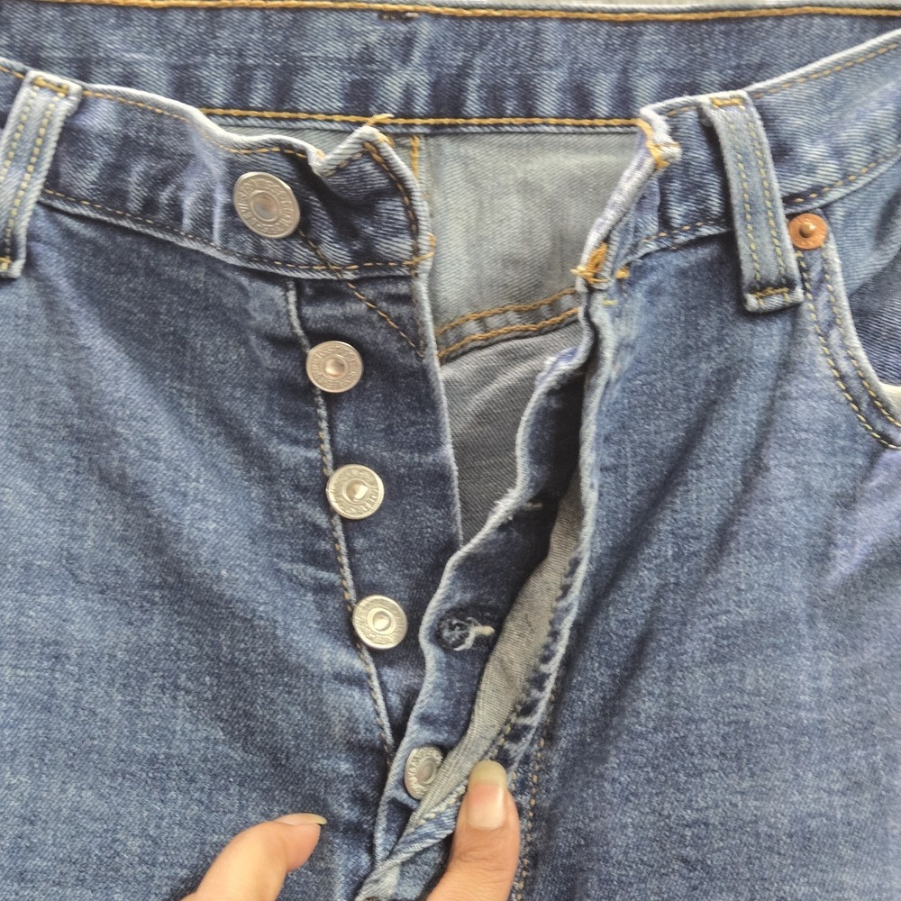 Levi's 501 Men Jeans 34X32 Blue Denim Straight Button‎ Fly 28" Inseam - Picture 9 of 16